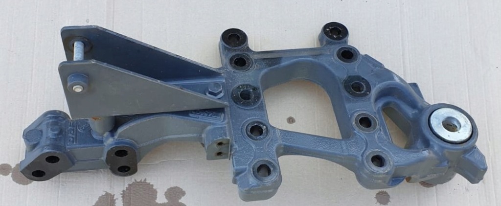 фото №1, Кронштейн ресора кабіни задня daf xf xg xg+ правий 2245603 i лівий 2245602