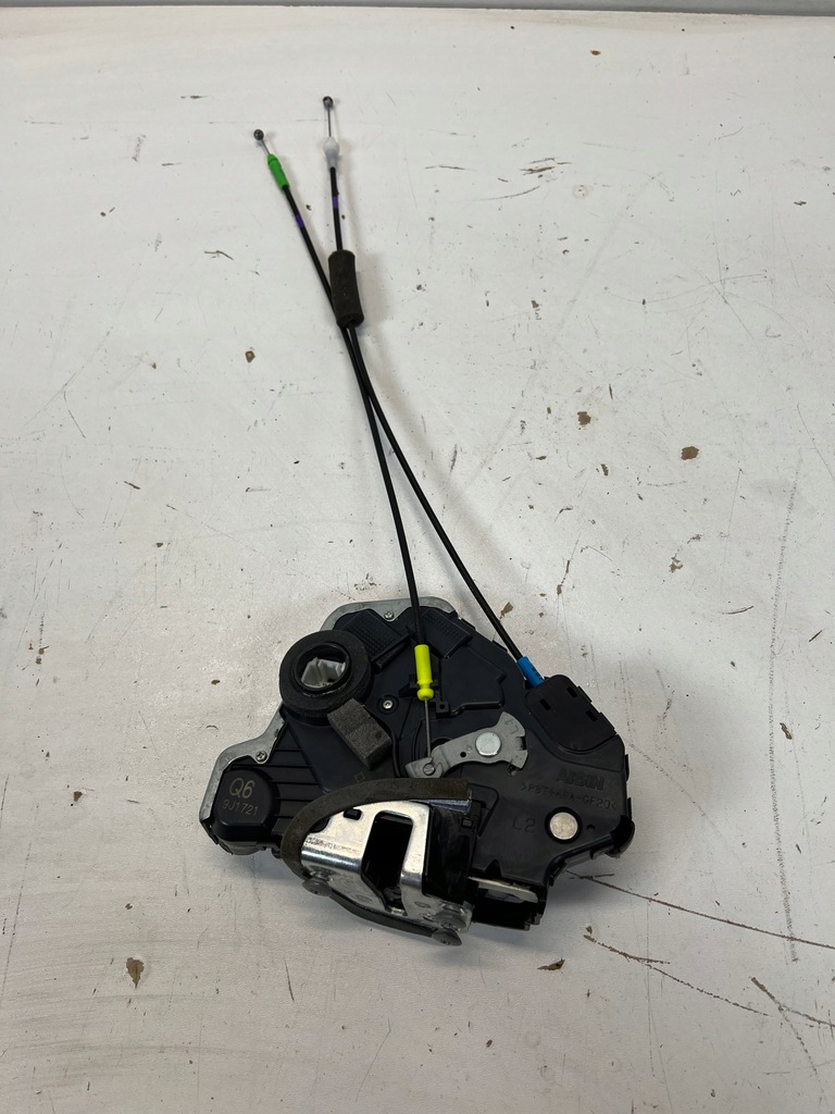 фото №1, Lexus nx300 замок дверь левая передние