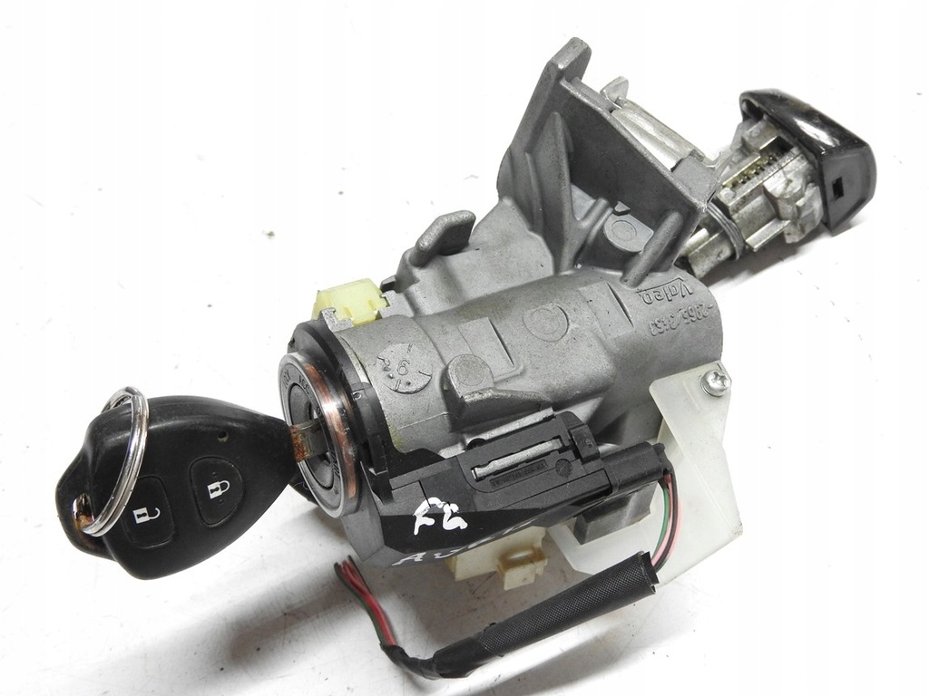 фото №7, Toyota auris i 06-09 замок запалювання 45020-0203 ключ вкладка