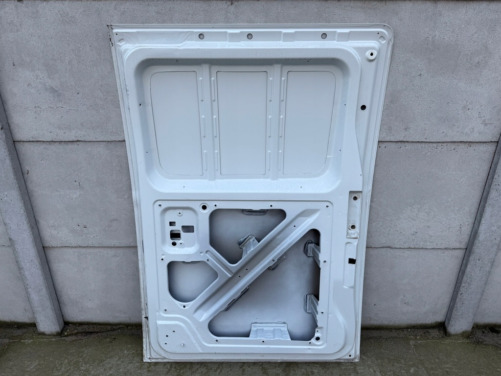 фото №16, Двері maxus edeliver e-deliver 3 задні праве bok задня правий