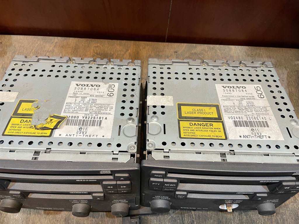 фото №2, Volvo v40 радио hu-605