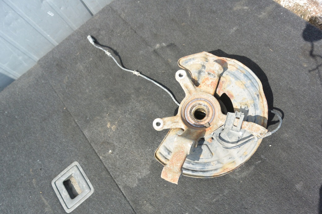 Купить Поворотный кулак левая перед mercedes-benz cla w117 w176 w246