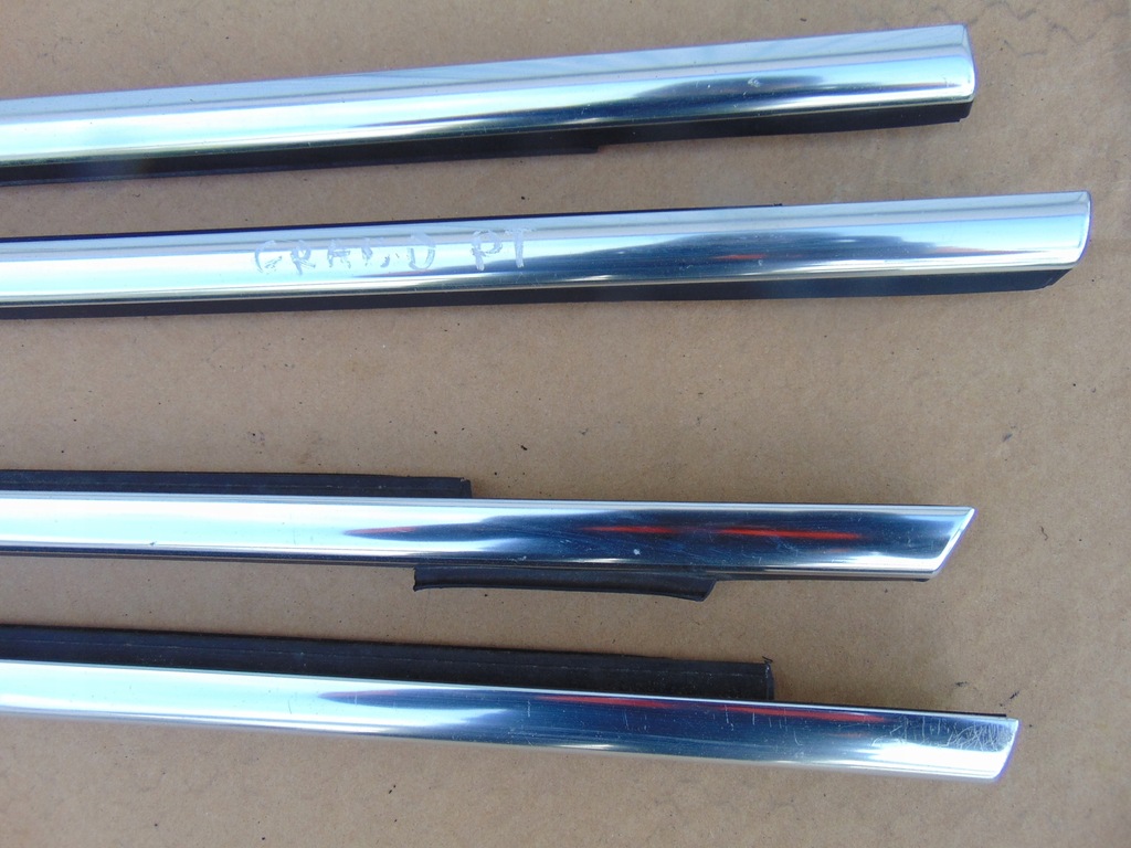 фото №14, Накладки уплотнители стекло хром ford c-max mk2 grand