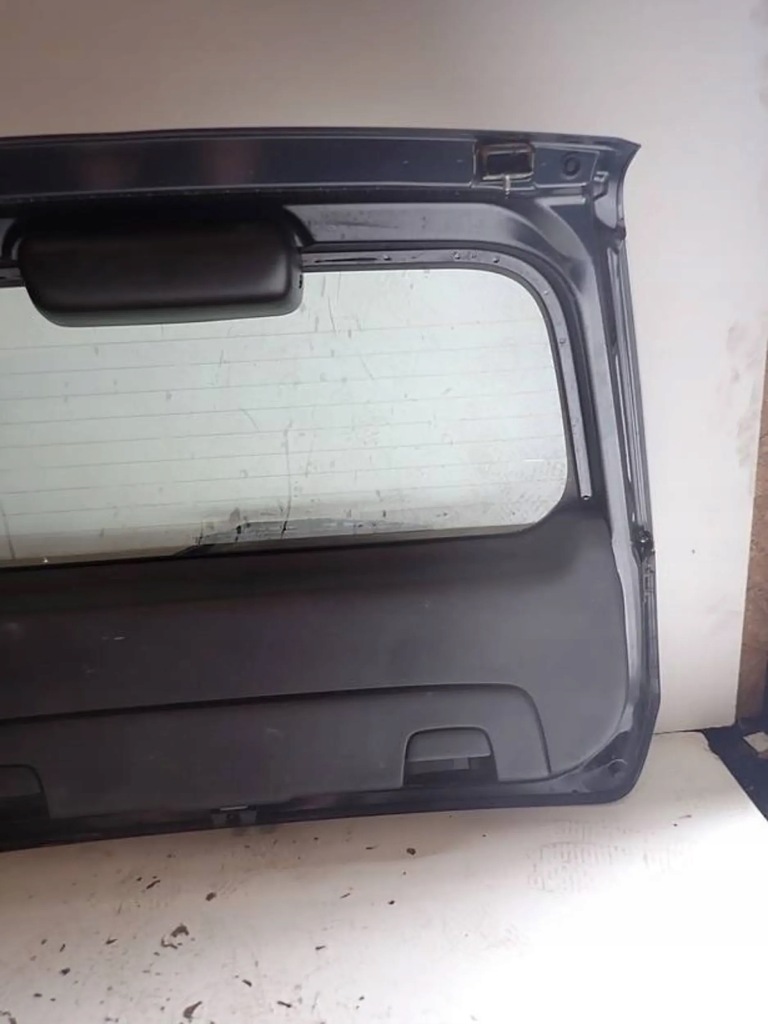 фото №4, Кришка багажника задня задня багажника suzuki ignis