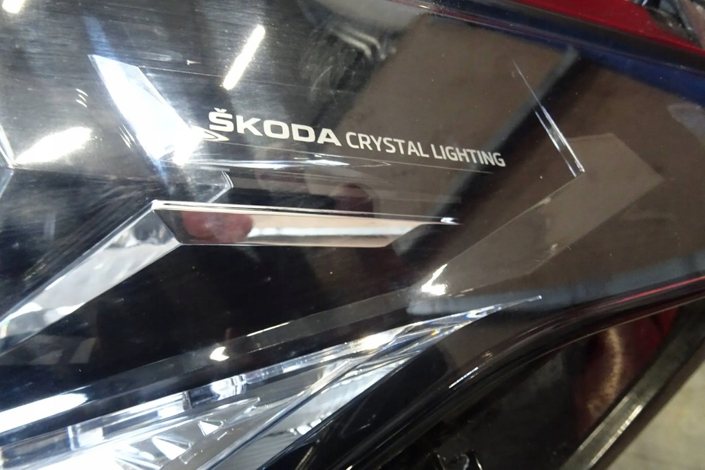 фото №12, Skoda enyaq iv electric - kompletny перед