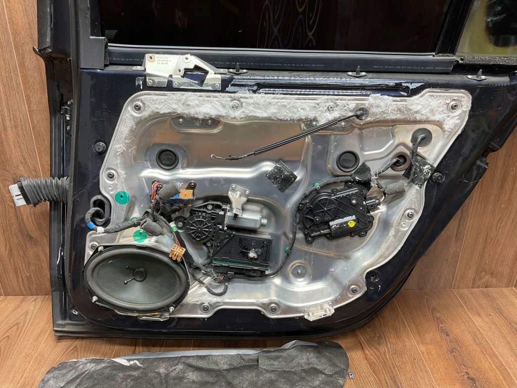 Двері праве правий задній задні bentley continental flying spur Київ