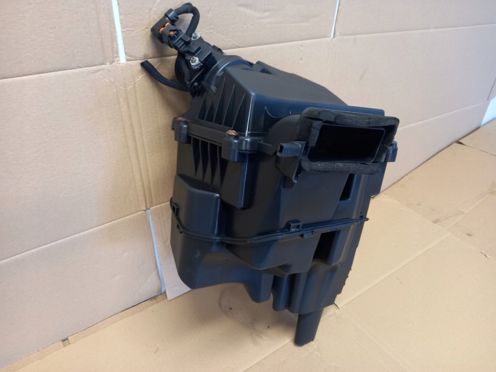 фото №7, Корпус фильтра воздуха peugeot expert 3008 5008 2.0 hdi 2018-9676423480