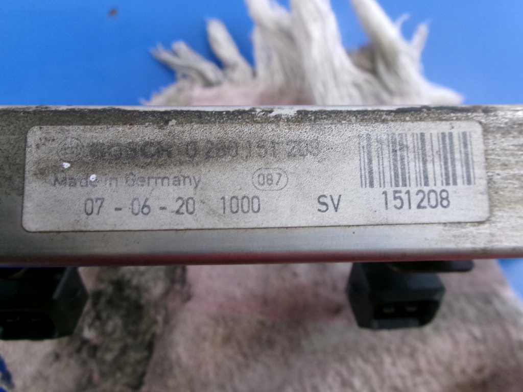 Opel corsa d z12xep 1.2 16v молдинг впрыскная форсунка 4шт 0280158501 Недорого