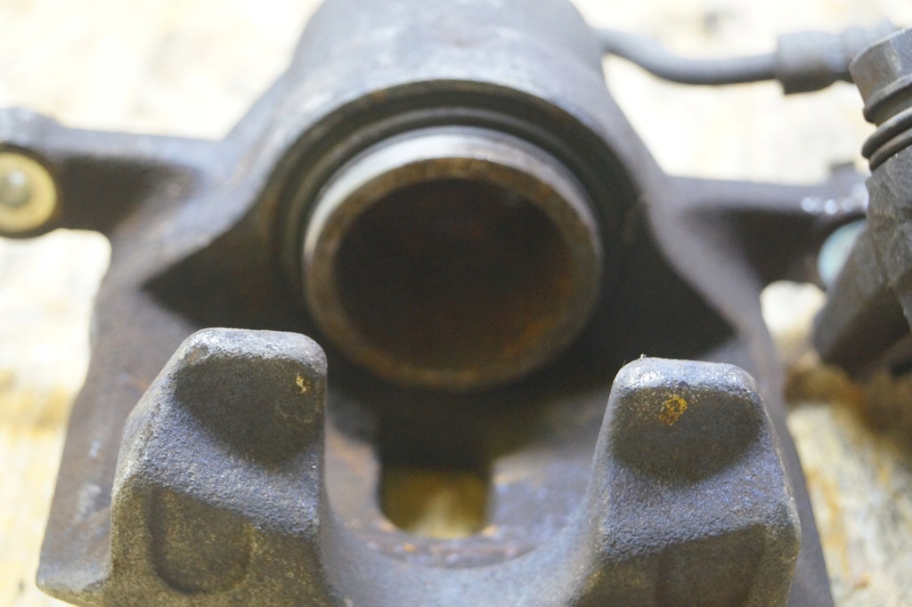 фото №10, Суппорт тормозной правый перед kia picanto iii