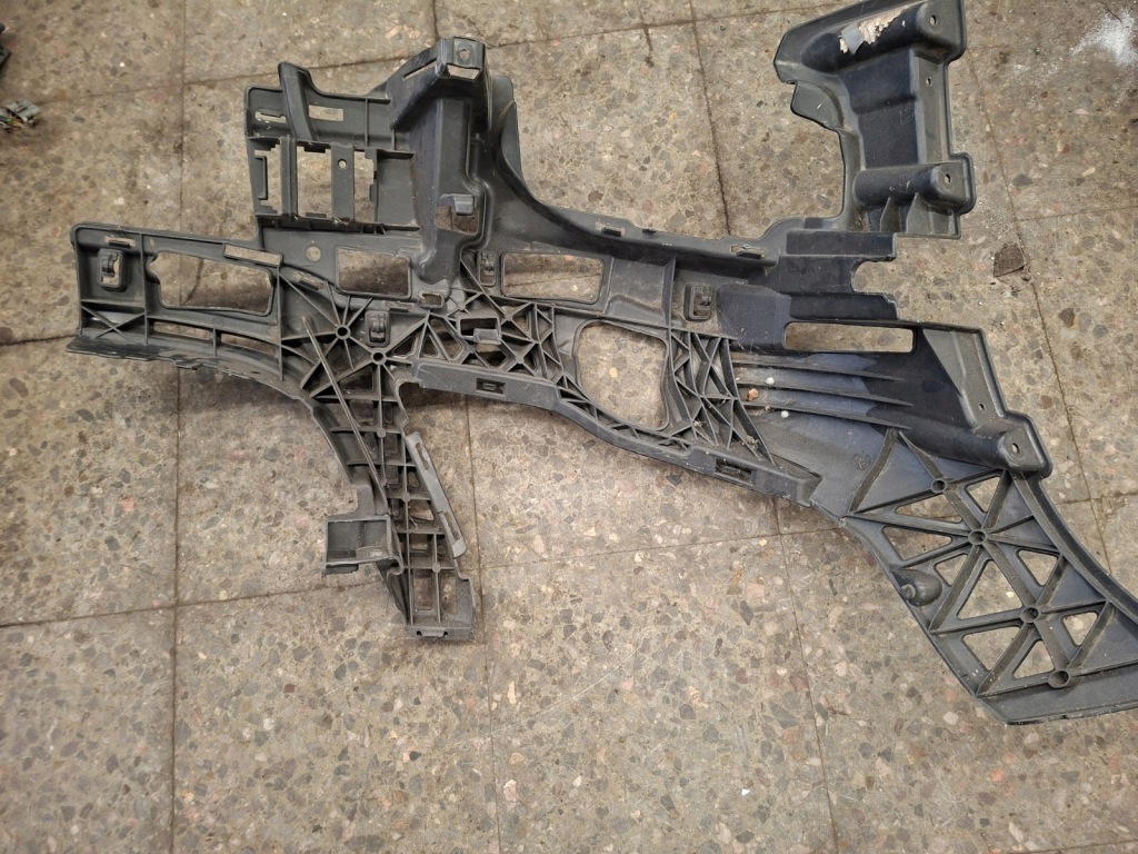 A2048855165 направляющая кронштейн бампер левый перед mercedes glk Киев