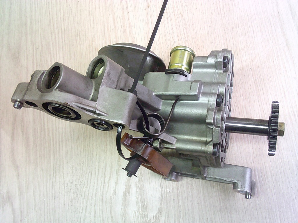 Opel astra k 5 mokka 1.4 turbo le2 b14xft насос оливи 19984266 Зі Шроту