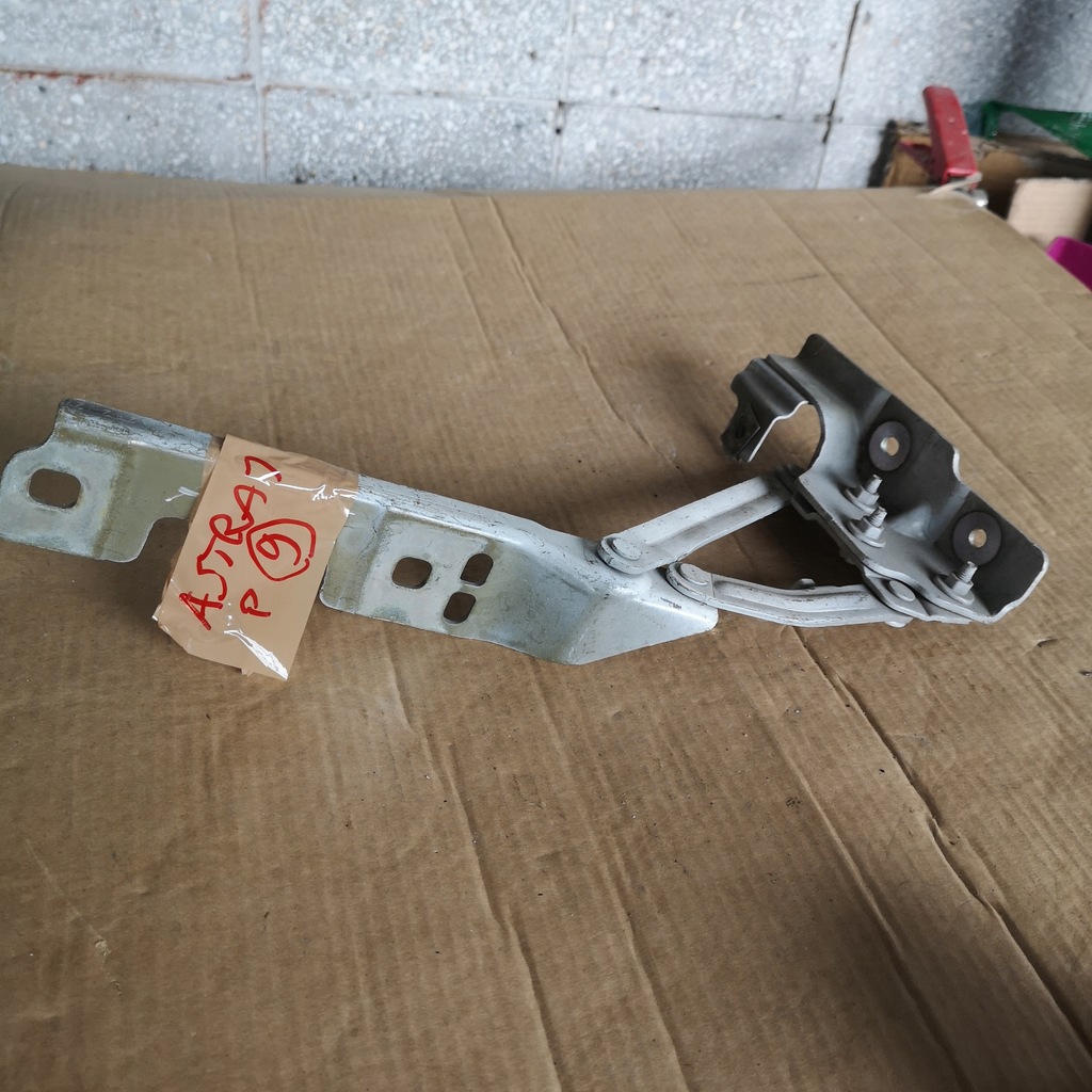 фото №1, Петля капот opel astra j правый