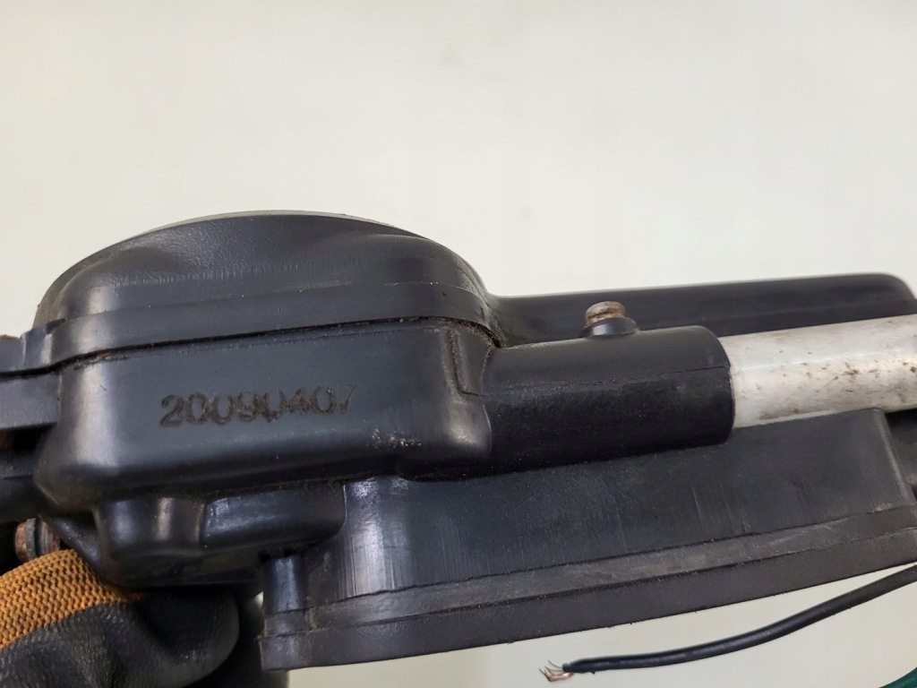 фото №10, Антенна электрически выдвижная mercedes vito w638