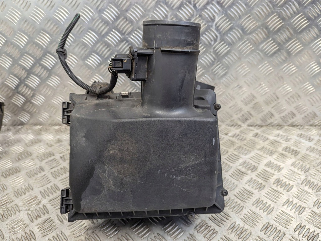 фото №10, Opel vivaro b 2014-2019 корпус фильтра воздуха труба воздухозаборник