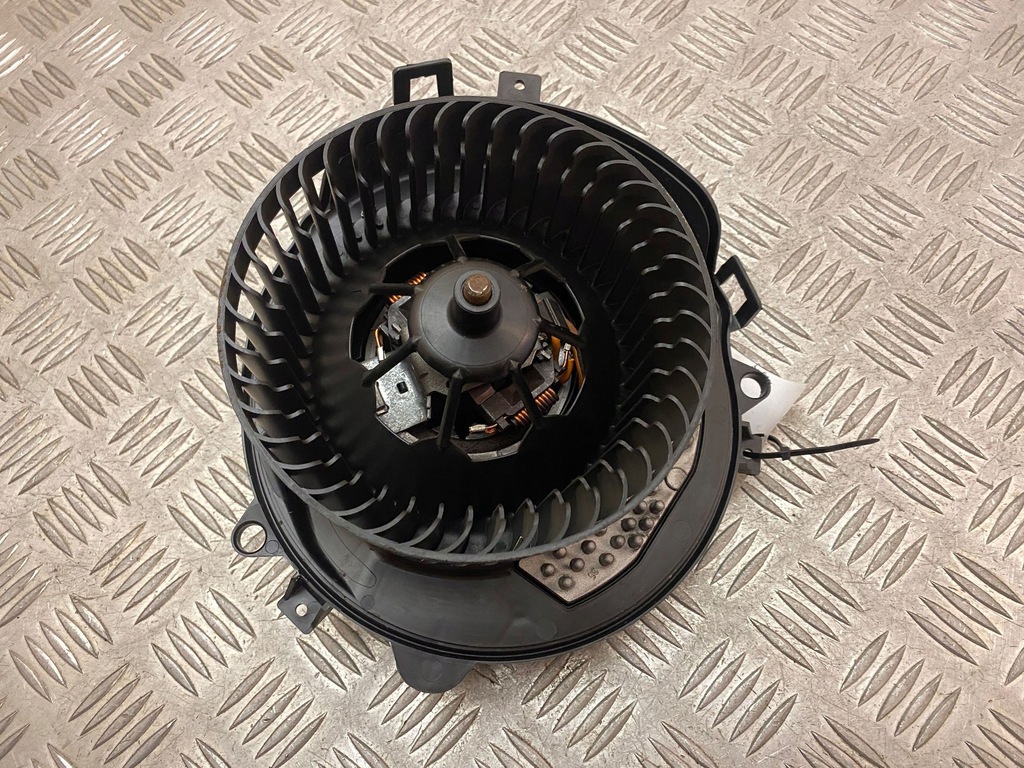 фото №5, Volkswagen tiguan 2018 вентилятор обдув / повітродувка