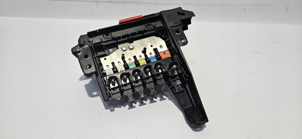 фото №2, Коробка предохранителей mercedes w206 оригинал