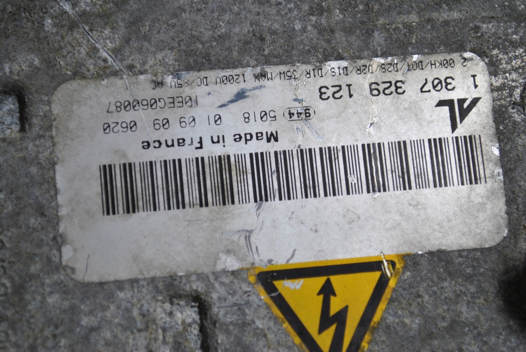 фото №11, Лампа передняя левый перед alfa romeo 159 ксенон eu