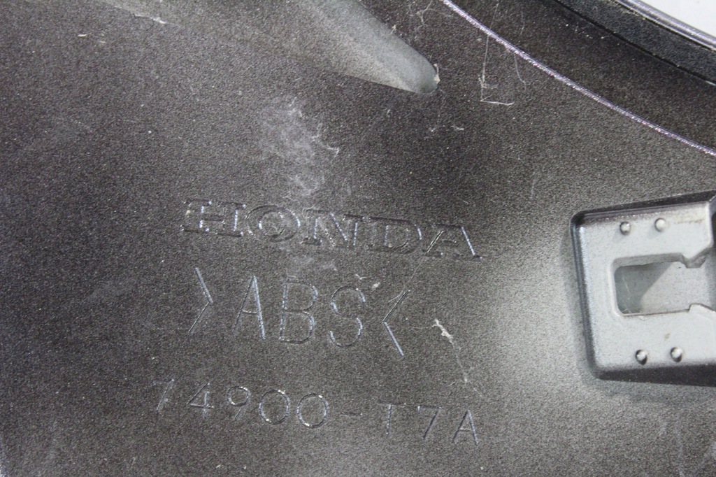 фото №9, Спойлер спойлер крышки honda hr-v 74900-t7a