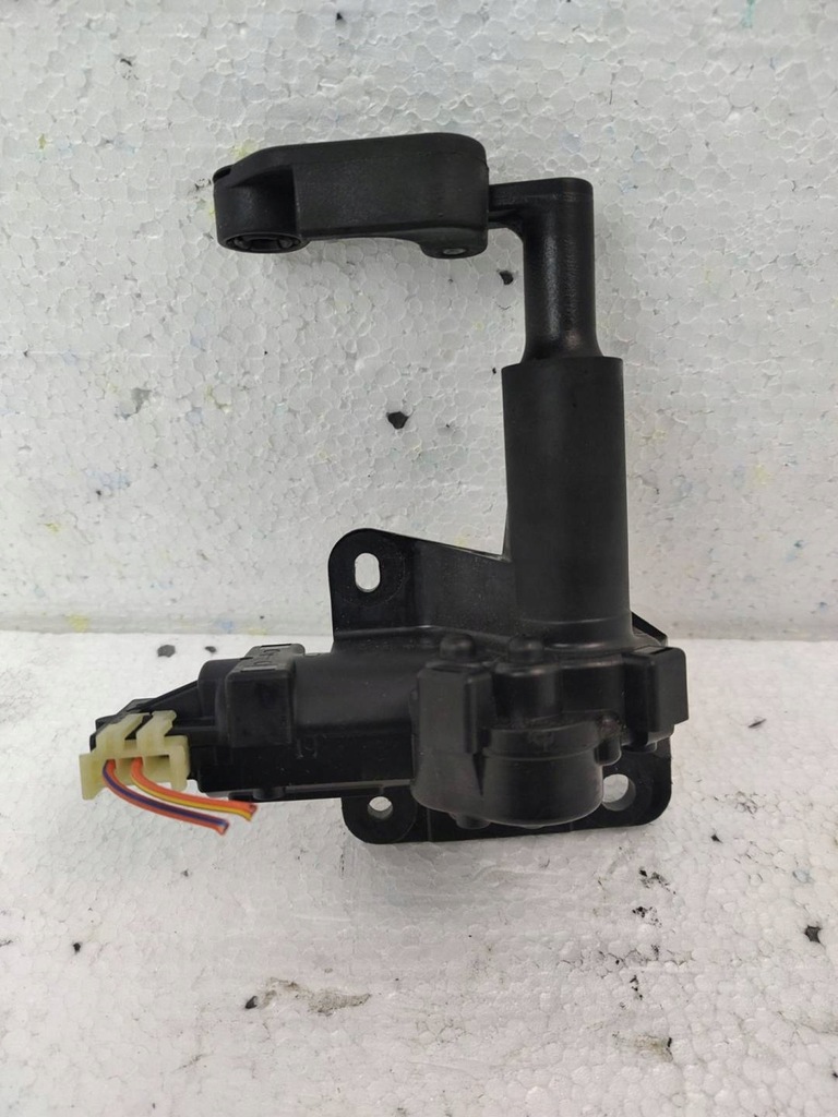 фото №6, Моторчик стекло задняя левая сторона chrysler town and country 5 facelift 2014