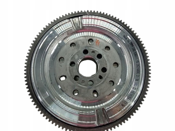 Купити Opel оригінальний номер 55498275 колесо opel двомасовий