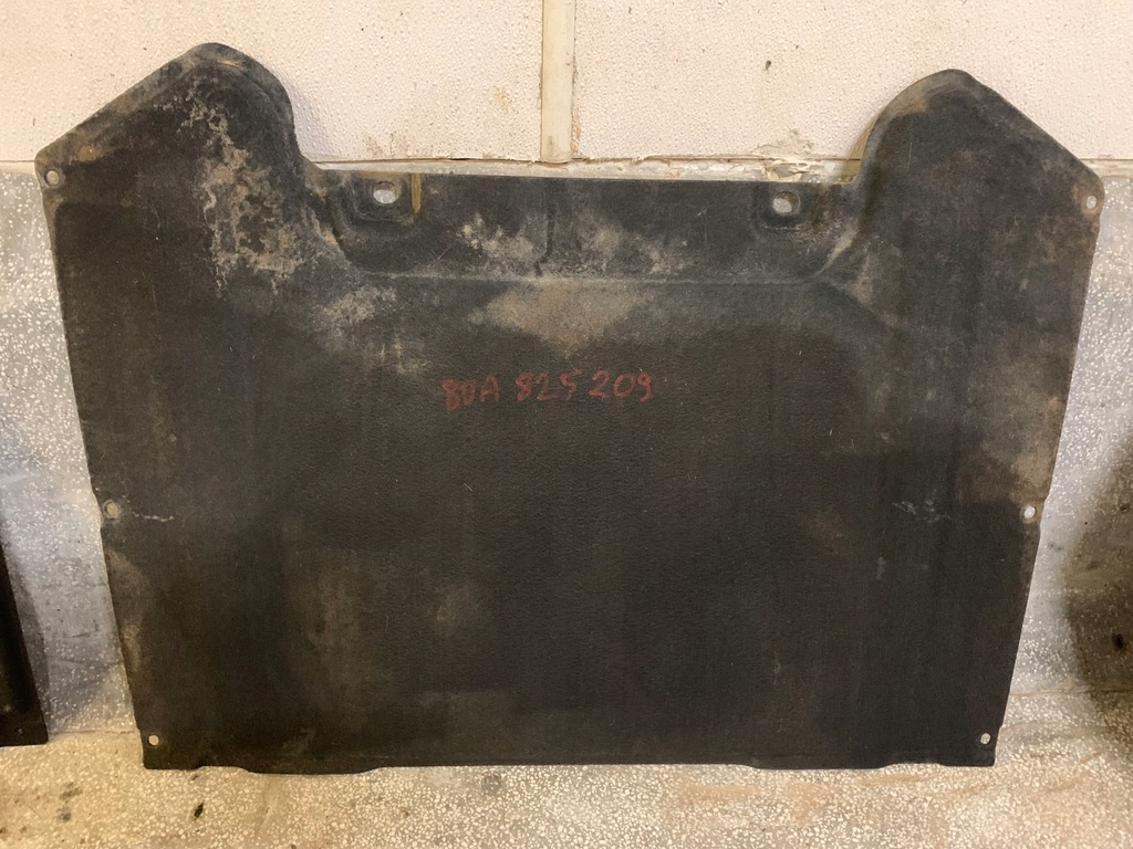 фото №1, Захист підлога перед середина audi q5 aso оригінал 80a825209