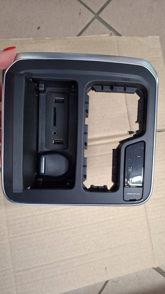 фото №1, Роз'єм usb renault talisman 280233557r