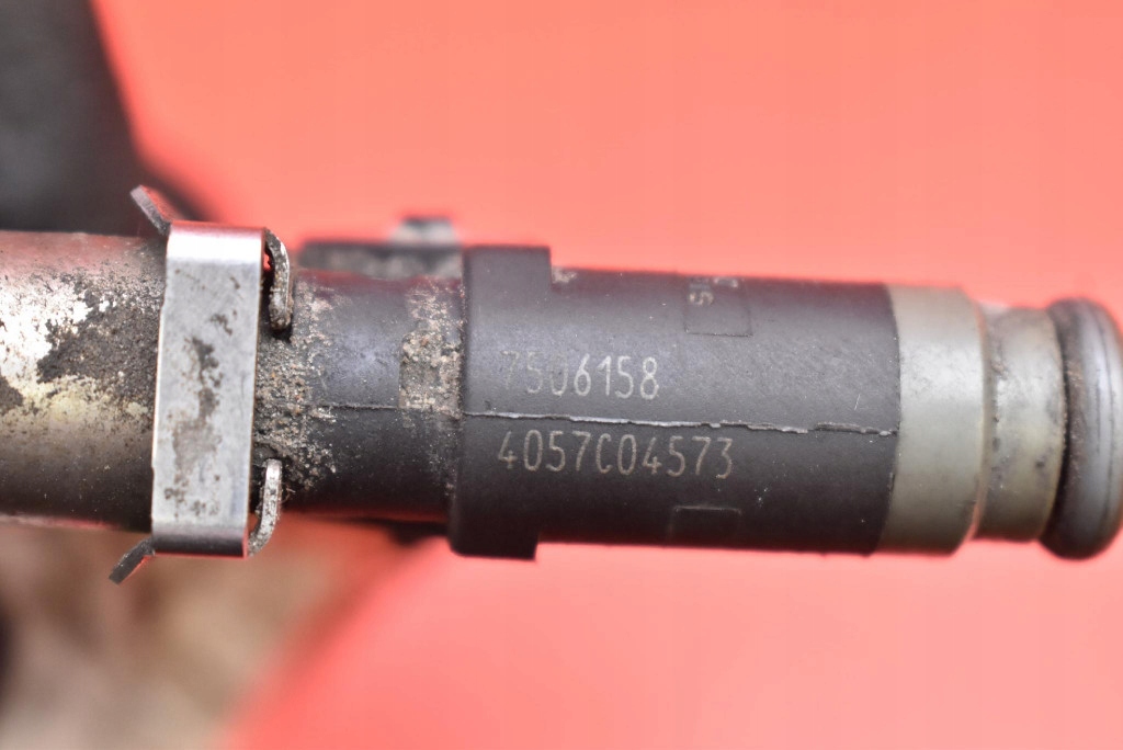 фото №10, Молдинг упорскування форсунки 7506158 bmw e46 1.8 valvetronic 116 km 01-06