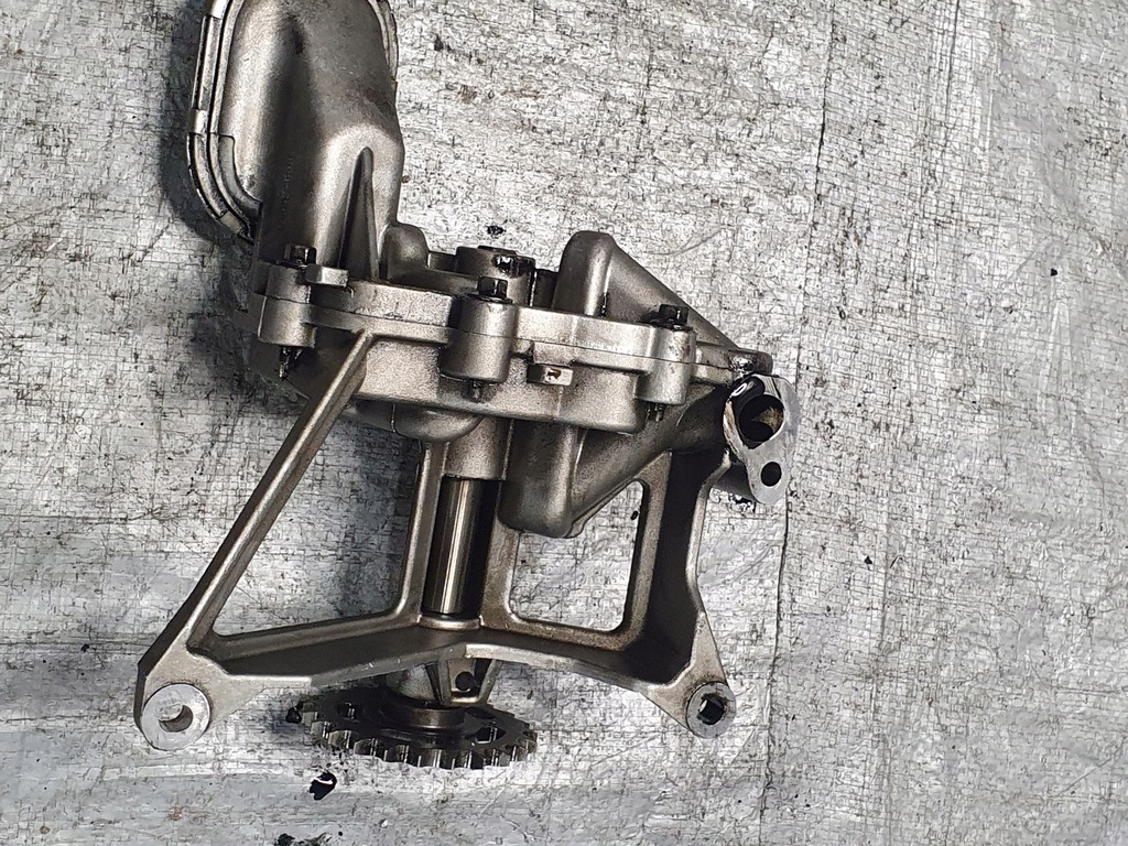 фото №9, Насос масла оригинальный номер 9682393380 citroen c5 iii 2.0hdi 10r.