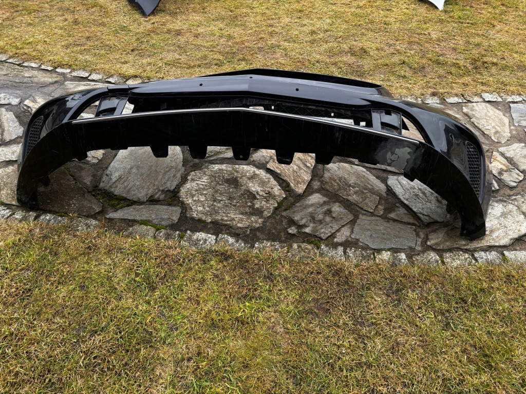 Купити Mercedes 176 a klasa рестайлінг  бампер ґрати хром перед 1768853625 оригінал