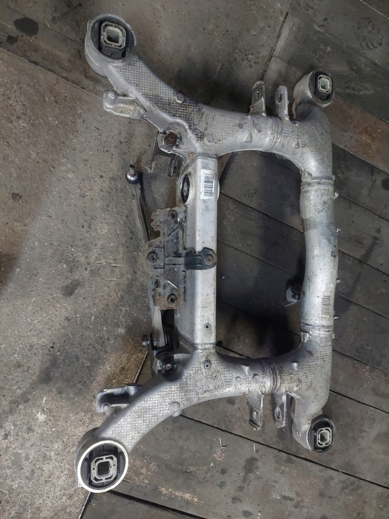 фото №1, Bmw f01 f02 подрамник подрамник задняя 6775884