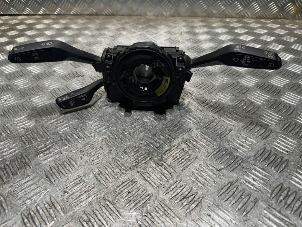 фото №1, Audi q7 4m переключатель комбинированный 4m0907129hl переключатели