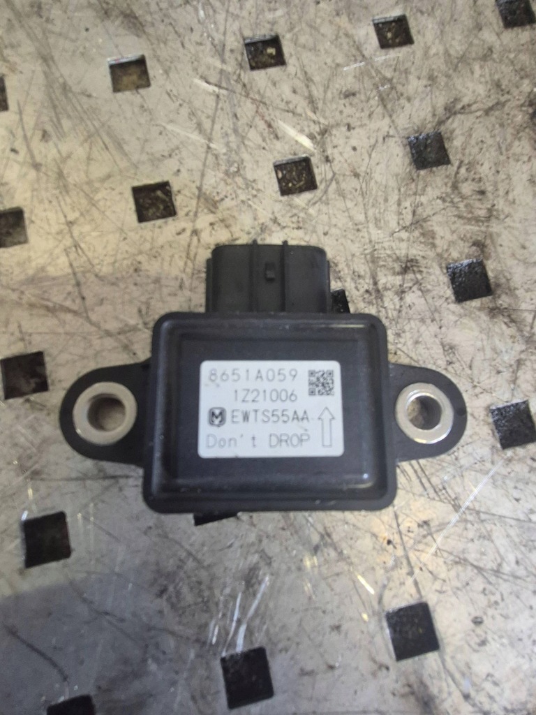 Купити Датчик прискорення esp pajero iv 8651a059