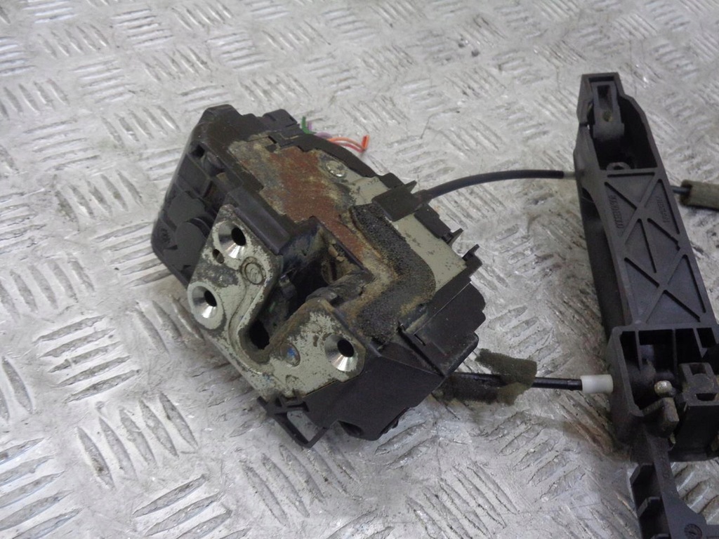 фото №7, Замок ручка дверь правый перед nissan navara d40 2005- europa