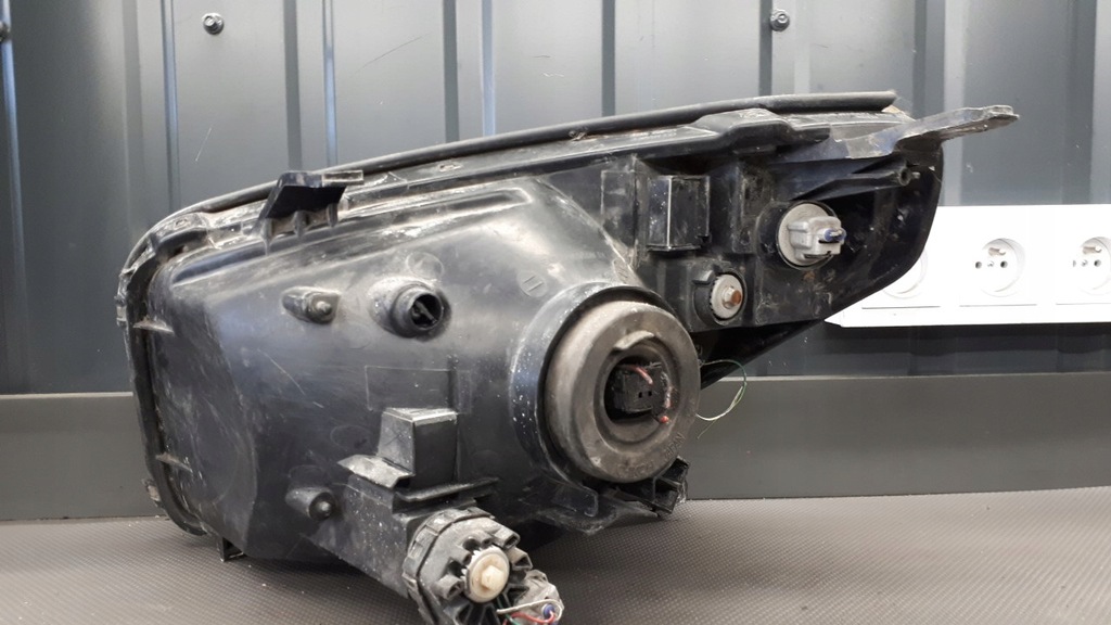 фото №10, Фара правий toyota rav4 ii