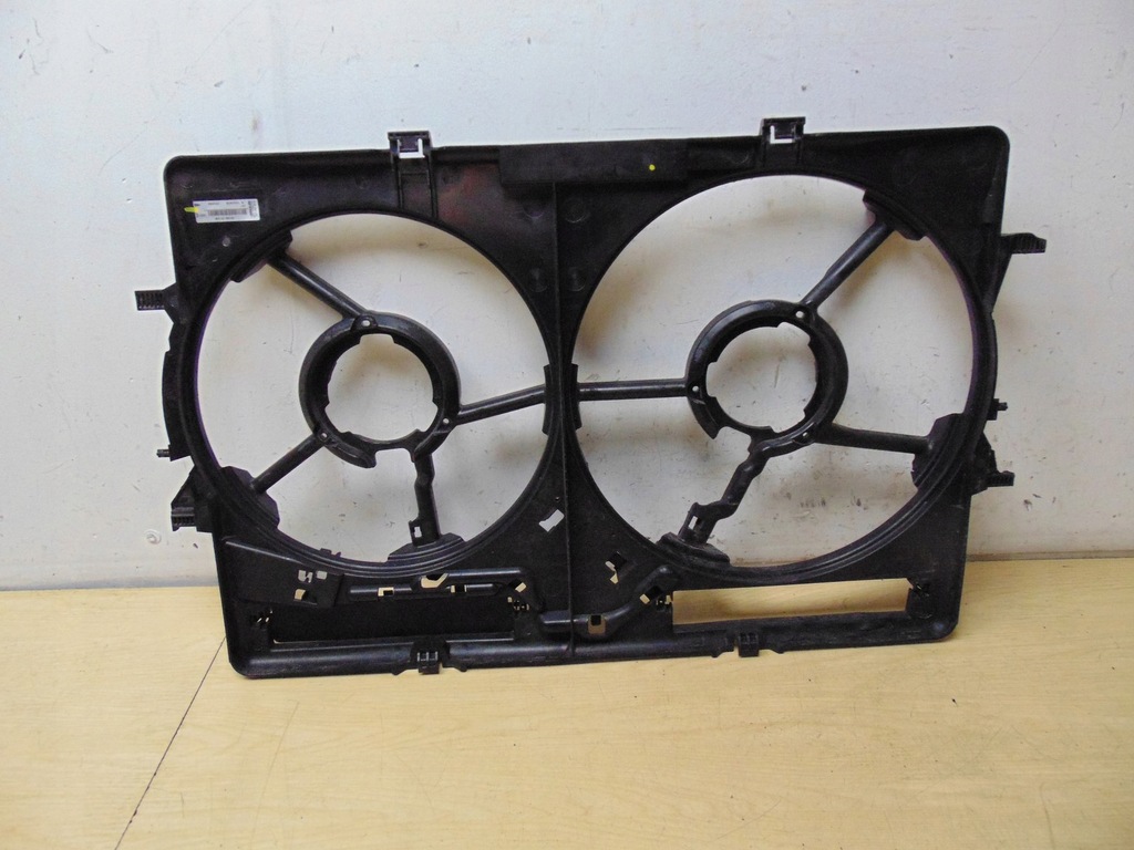 фото №5, Корпус вентилятора audi a6 c8 8k0121003ag