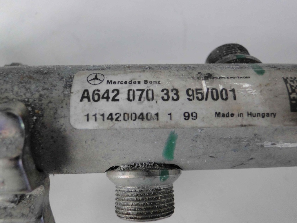 фото №8, Mercedes c w204 204 молдинг упорскування ліва om642