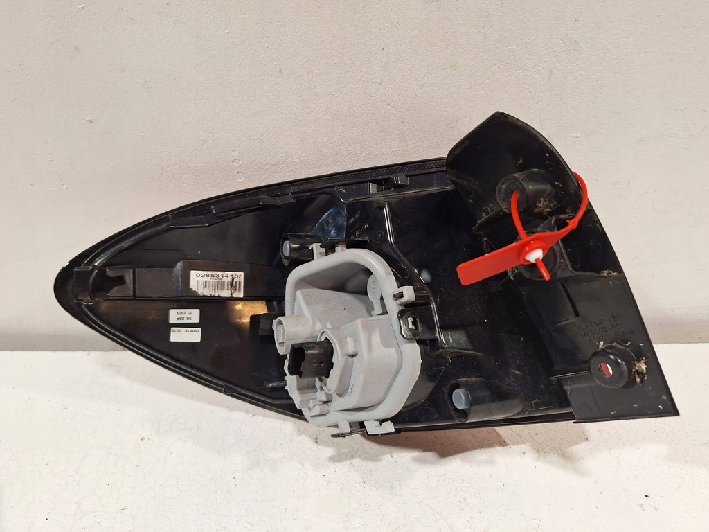 фото №6, Лампа задняя правая 265509762r renault captur i 13-