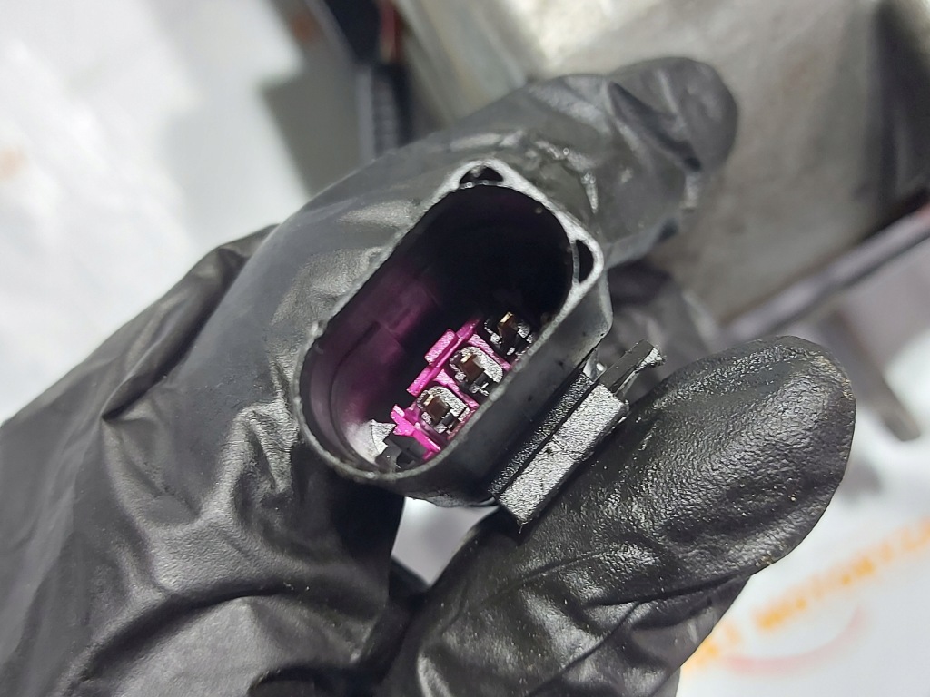 Touareg 5.0 v10 tdi 313km ayh 195 tys km корпус фільтра пального 7l6127401a Зі Шроту