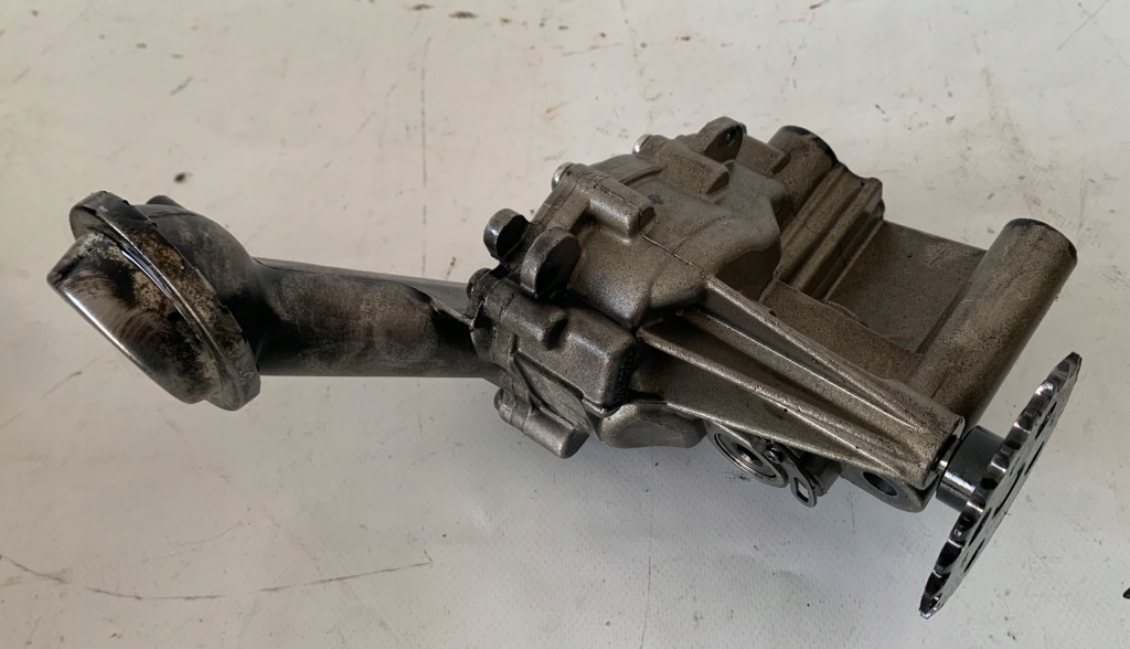 Насос оливи renault mercedes 1.5 dci 150008247r Доставка