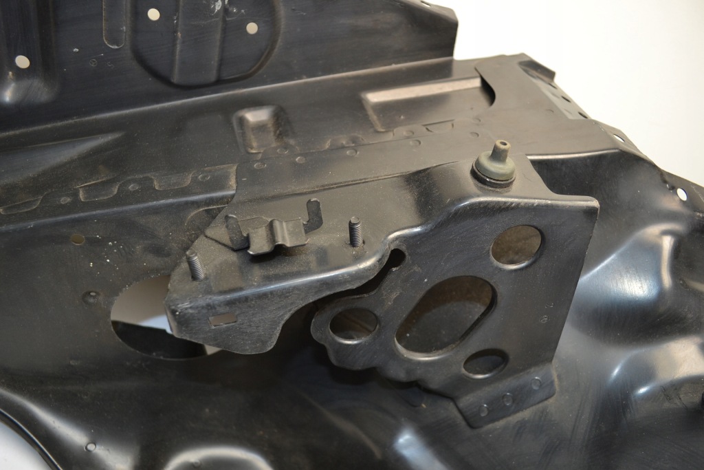 Mercedes r129 sl передний левый płat подкрылок кузов в Украине