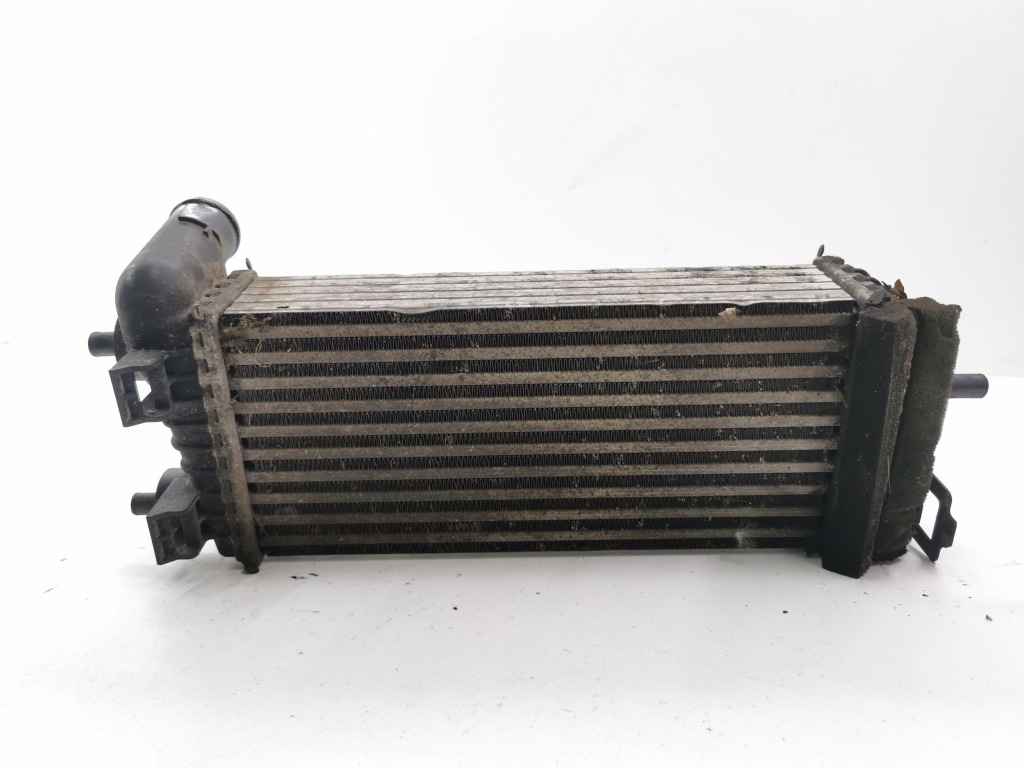Ford focus 2012 радиатор воздуха наддувочный / интеркулер Недорого