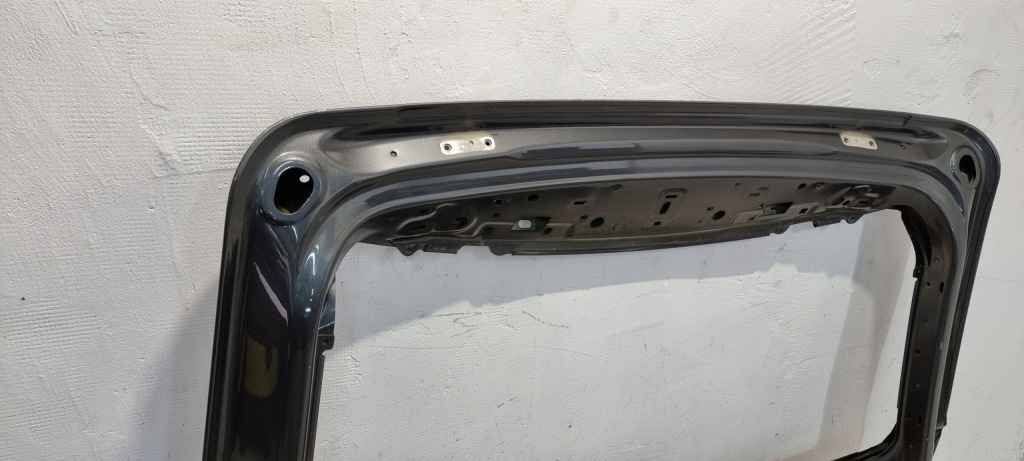 Крышка багажника багажника задняя audi e-tron 4ke Недорого