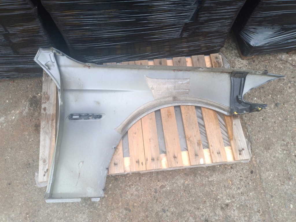 Bmw f10 рестайлинг  528xi крыло левый перед a52/7 spacegrau Киев