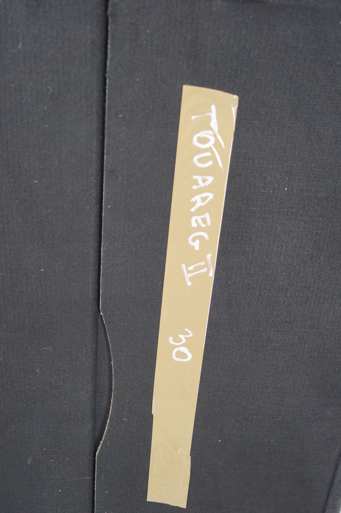 фото №9, Обшивка підлога багажника vw touareg ii 7p