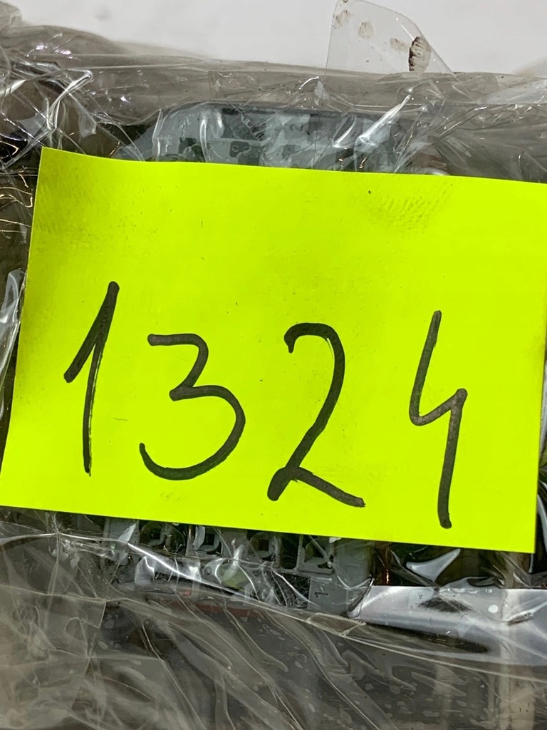 фото №6, Разъёмы штекер колодка блок управления двигателя citroen c5 iii x7 2.0 hdi