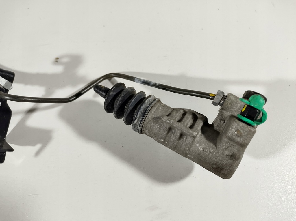 фото №12, Kia stonic 17- цилиндр сцепления помпа сцепления