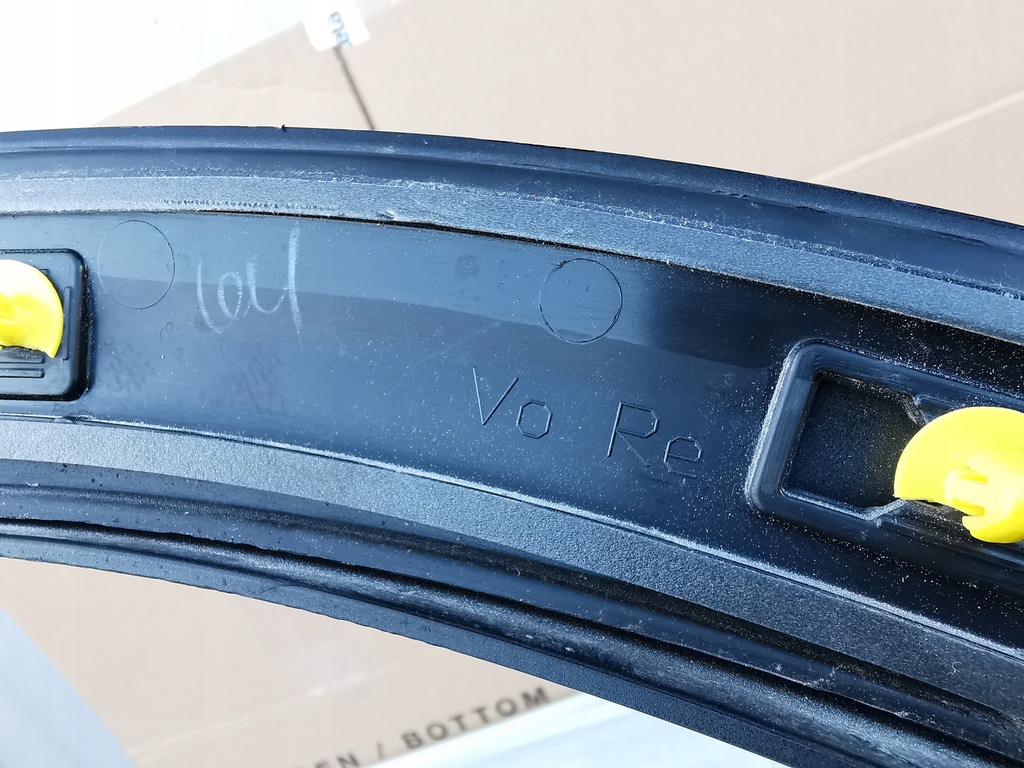 фото №14, Audi q8 sq8 s-line 4m8 молдинг na крыло передний правый b.ładna 4m8853026l