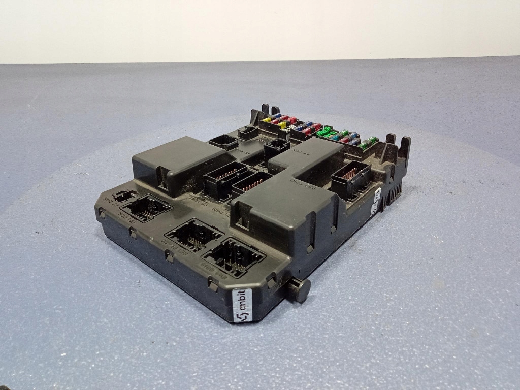 фото №7, Peugeot 307 коробка модуль bsi j04 9651196980