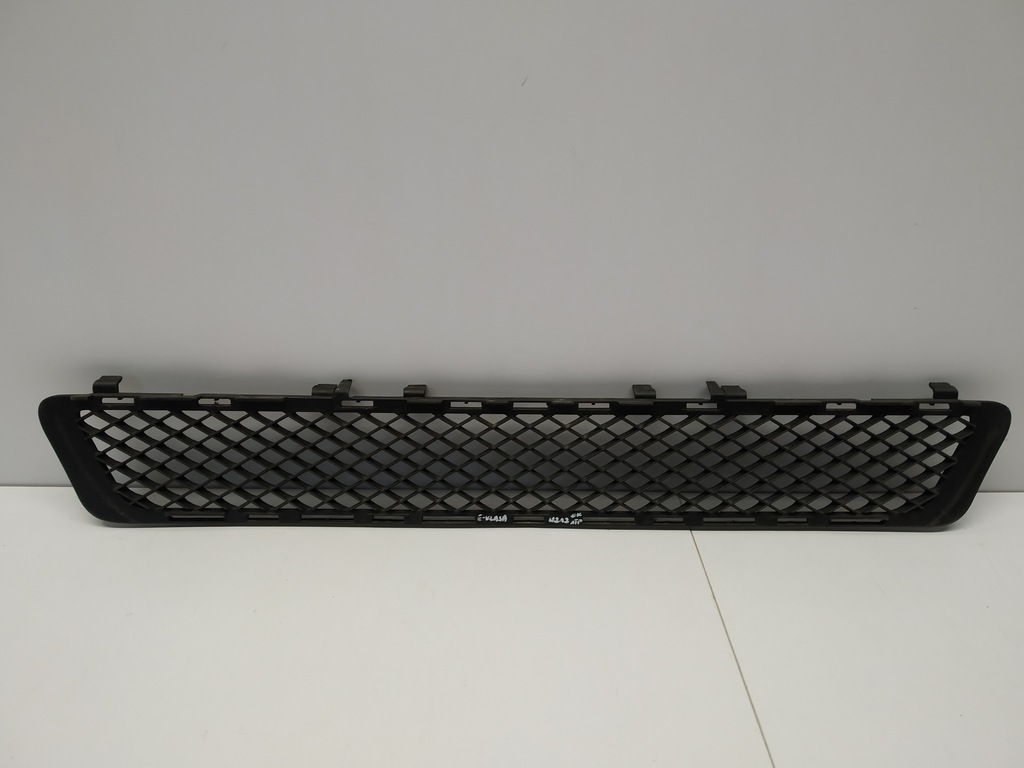 фото №10, Решётка средняя бампера mercedes w212 a2128850523