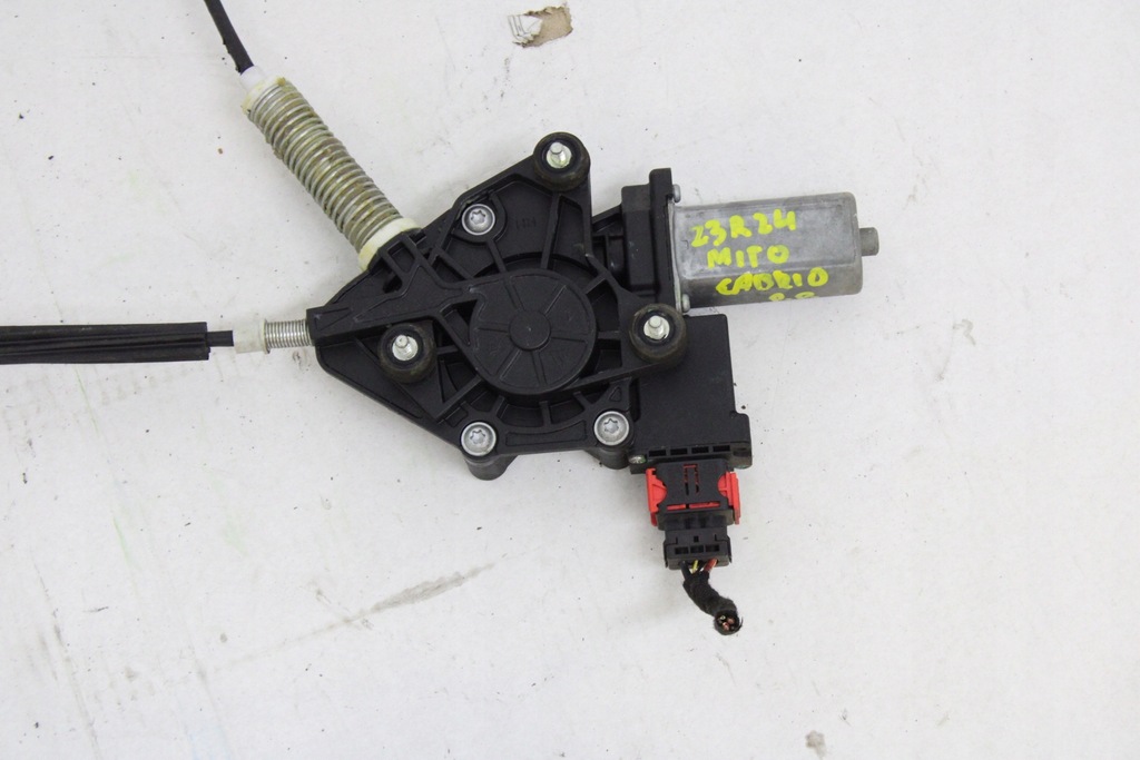 фото №3, Alfa romeo mito 2008r- подъемник стекло правый перед